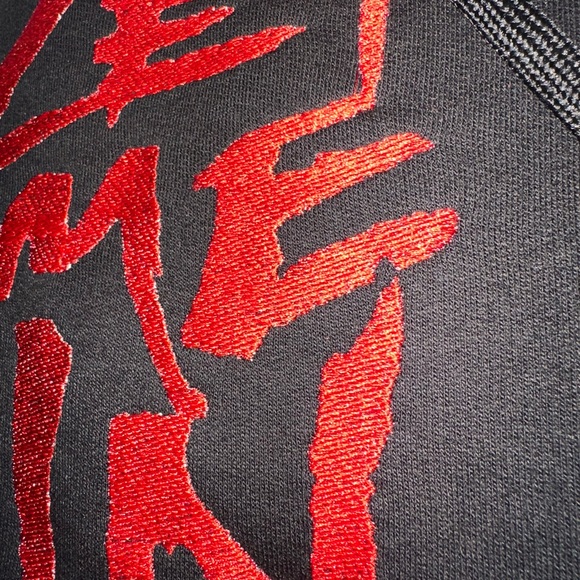 Bray Wyatt Hoodie and keychain and socks - Picture 5 of 10